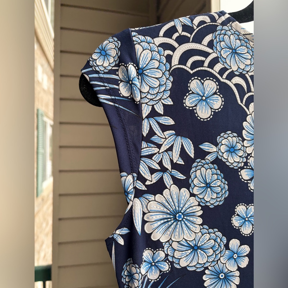 🆕Signature by Robbie Bee Blue Floral Faux Wrap Dress Petite Small PS Ruffle Midi - Picture 10 of 16